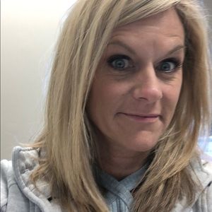 Meet your Posher, Pam